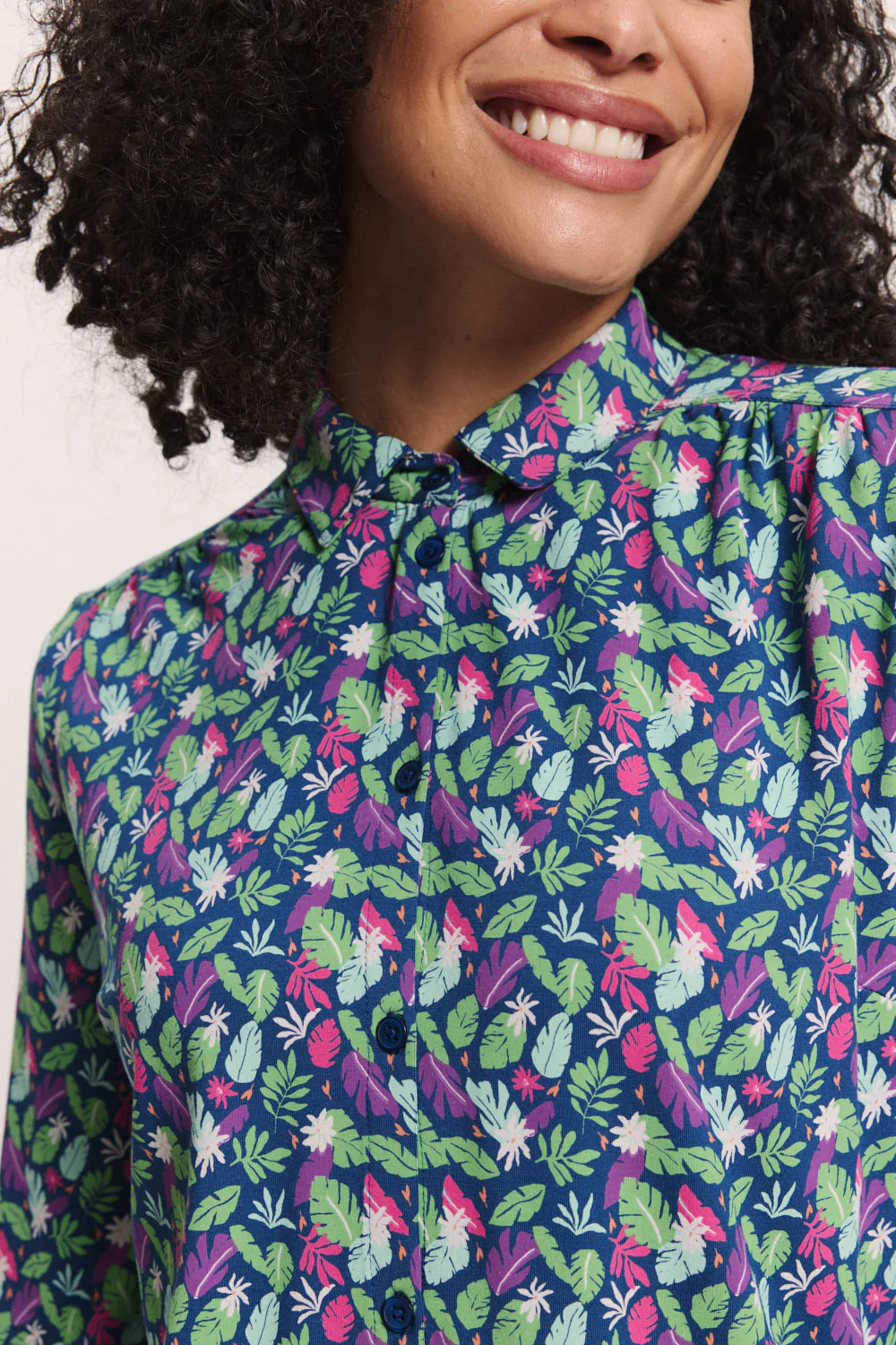 Jerseybluse Kaaty aus EcoVero™ Viskose - Image 3