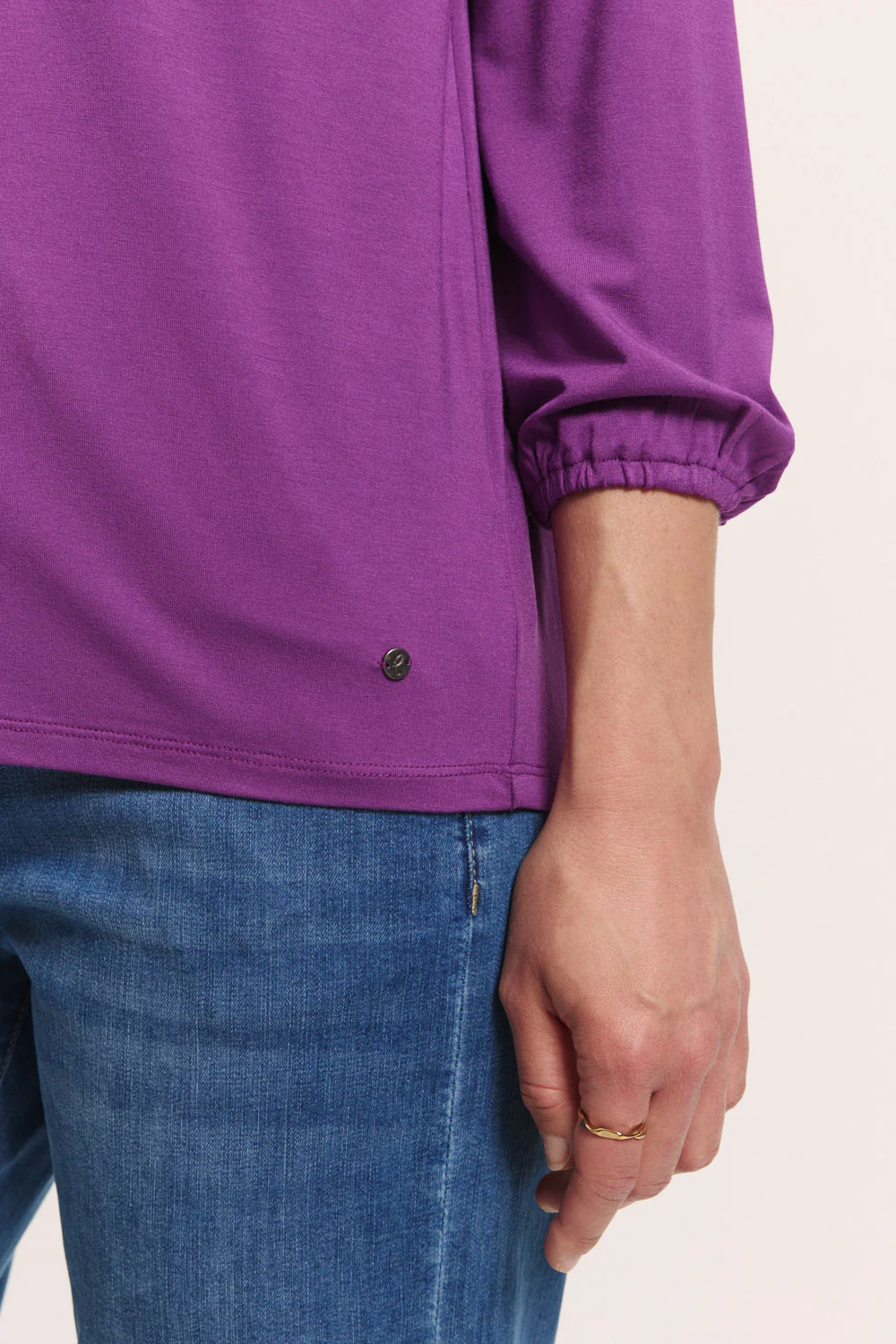 Jerseybluse Kaaty aus EcoVero™ Viskose - Image 3