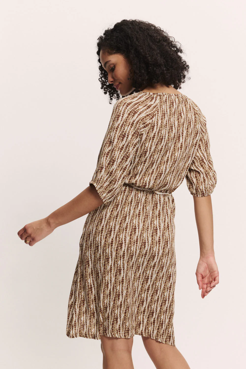 Kleid Saraah aus EcoVero™ Viskose - Image 2