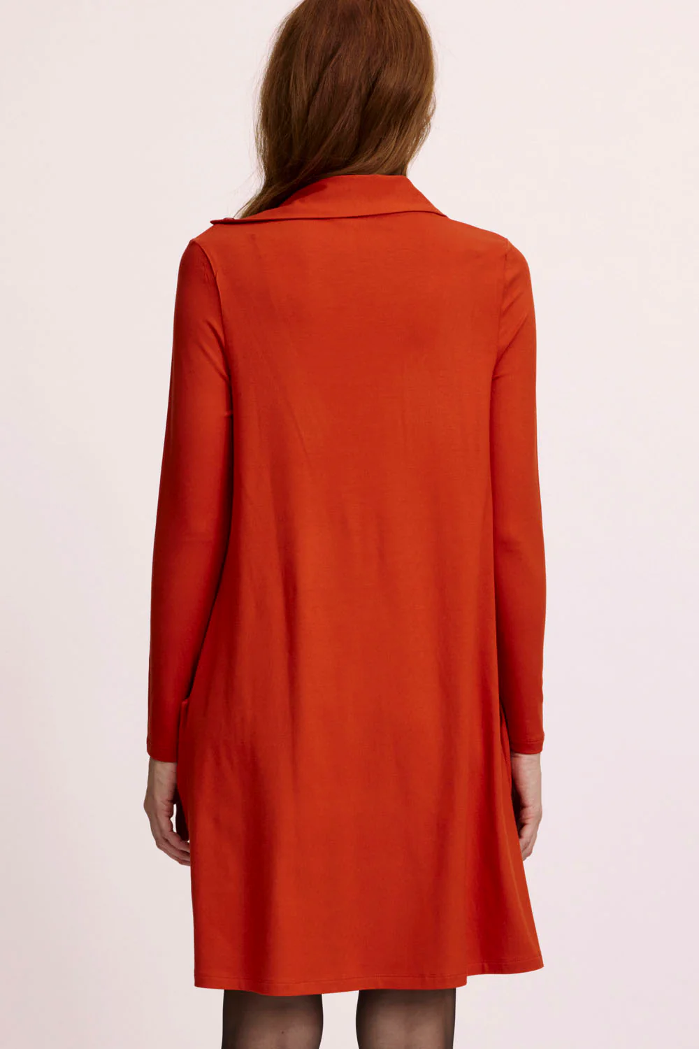 Lockeres EcoVero™-Kleid - Image 4