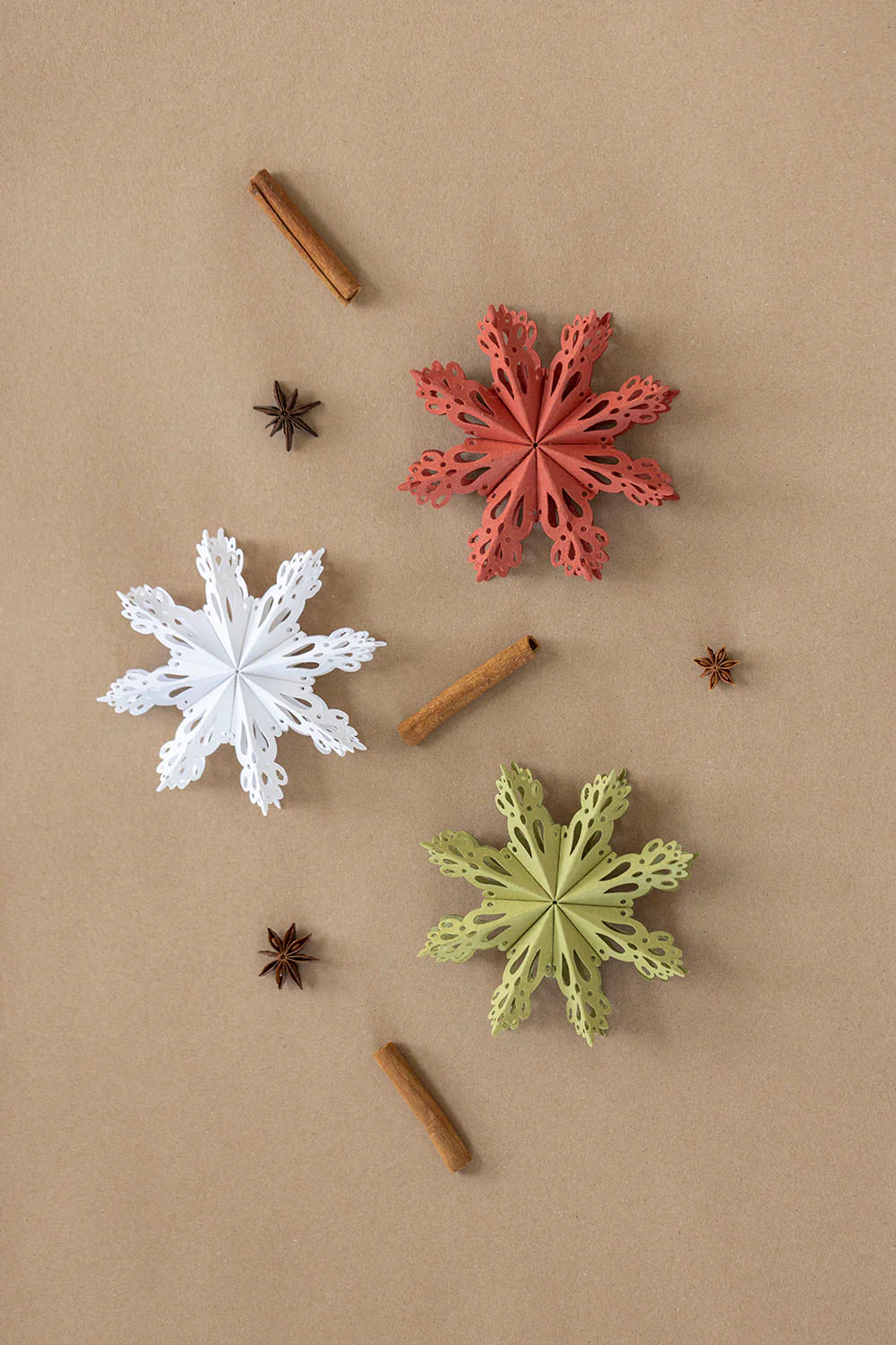Papieranhänger RED STAR - Image 3