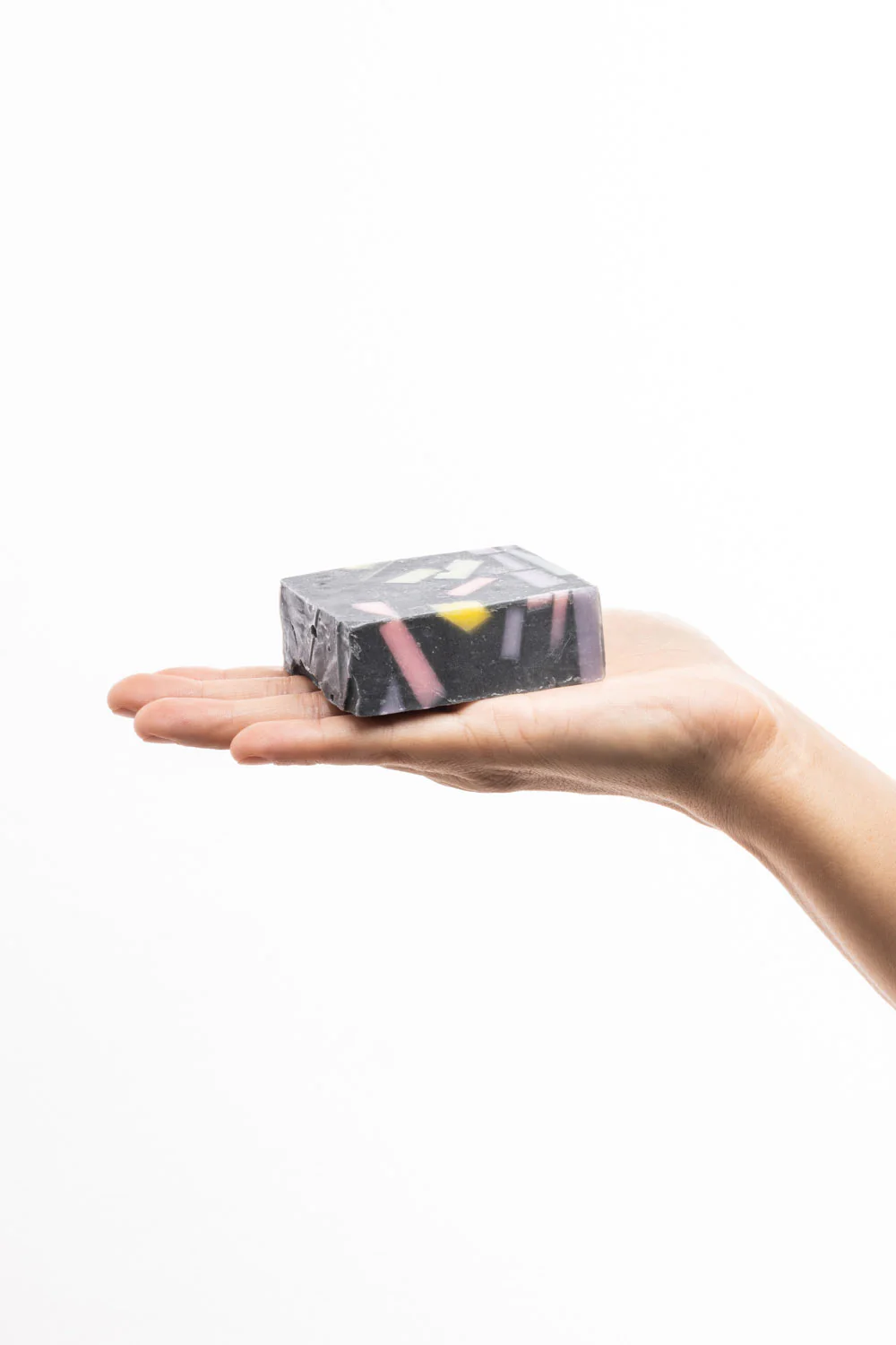 Seife CONFETTI CHARCOAL 100 g - Image 3